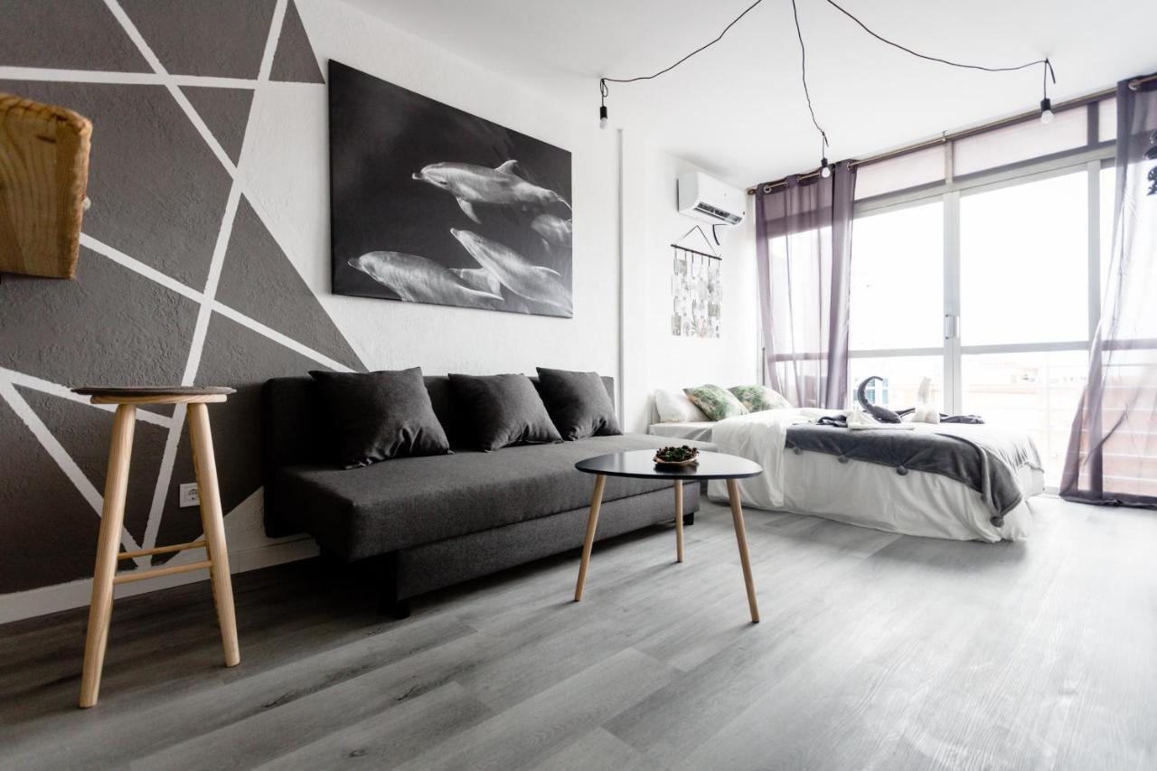 Modern Studio With See And City View Benidorm Bagian luar foto