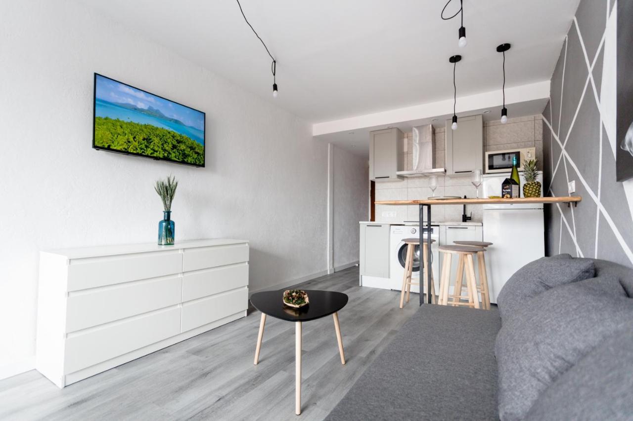 Modern Studio With See And City View Benidorm Bagian luar foto