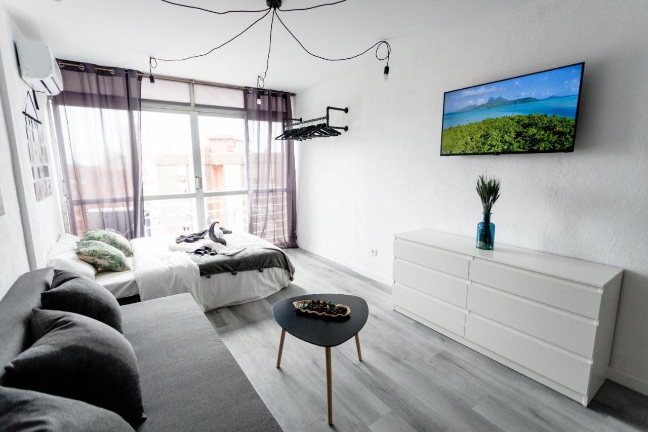 Modern Studio With See And City View Benidorm Bagian luar foto